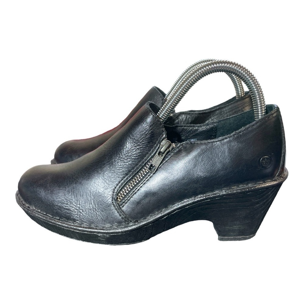 Born leather wedge Heels women's shoes Size 8M